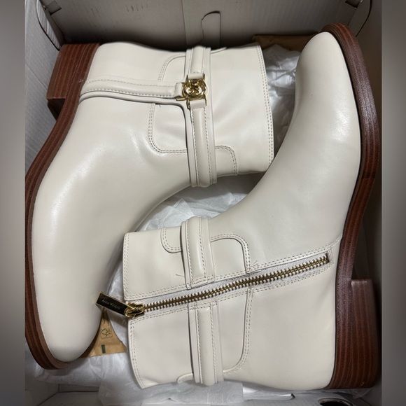 Michael Kors Mindy Leather Ankle Boot - LT Cream Size 8.5 - Picture 5 of 6